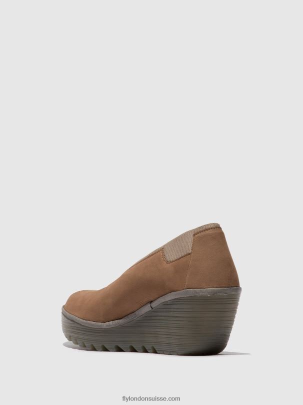 860NR627 chaussures à enfiler yoza438 Fly London sable femmes